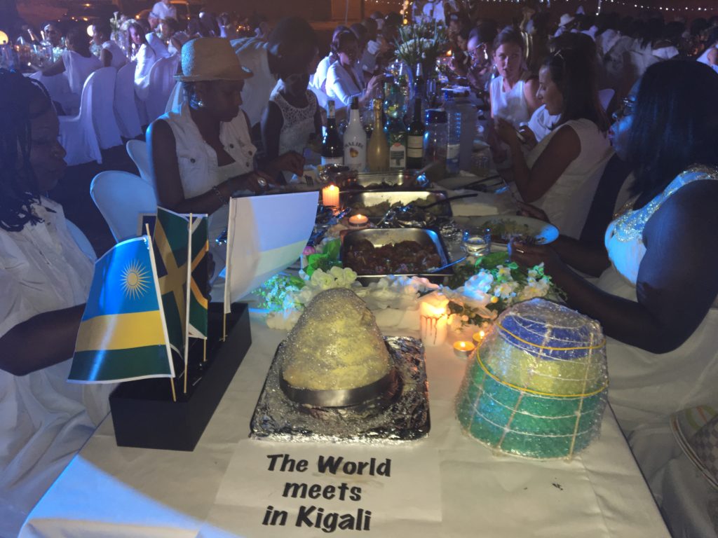 Diner en Blanc Kigali 2016